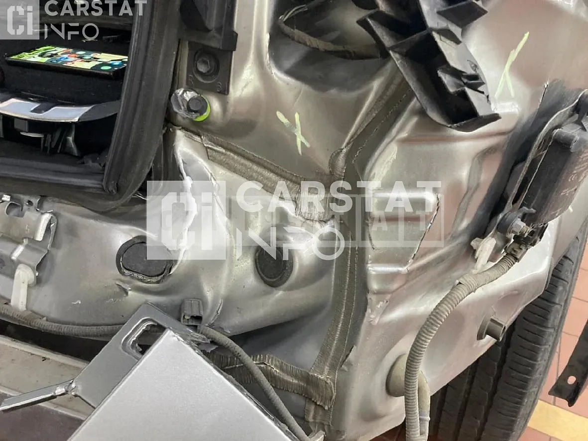 Photo 2 of 83: 2018 Lexus NX300h, VIN JTJBJRBZ7J2081457 — Korean insurance auction