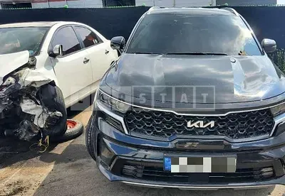 Photo 1 of 17: 2021 Kia Sorento, VIN KNARF81FGNA132312 — Korean insurance auction