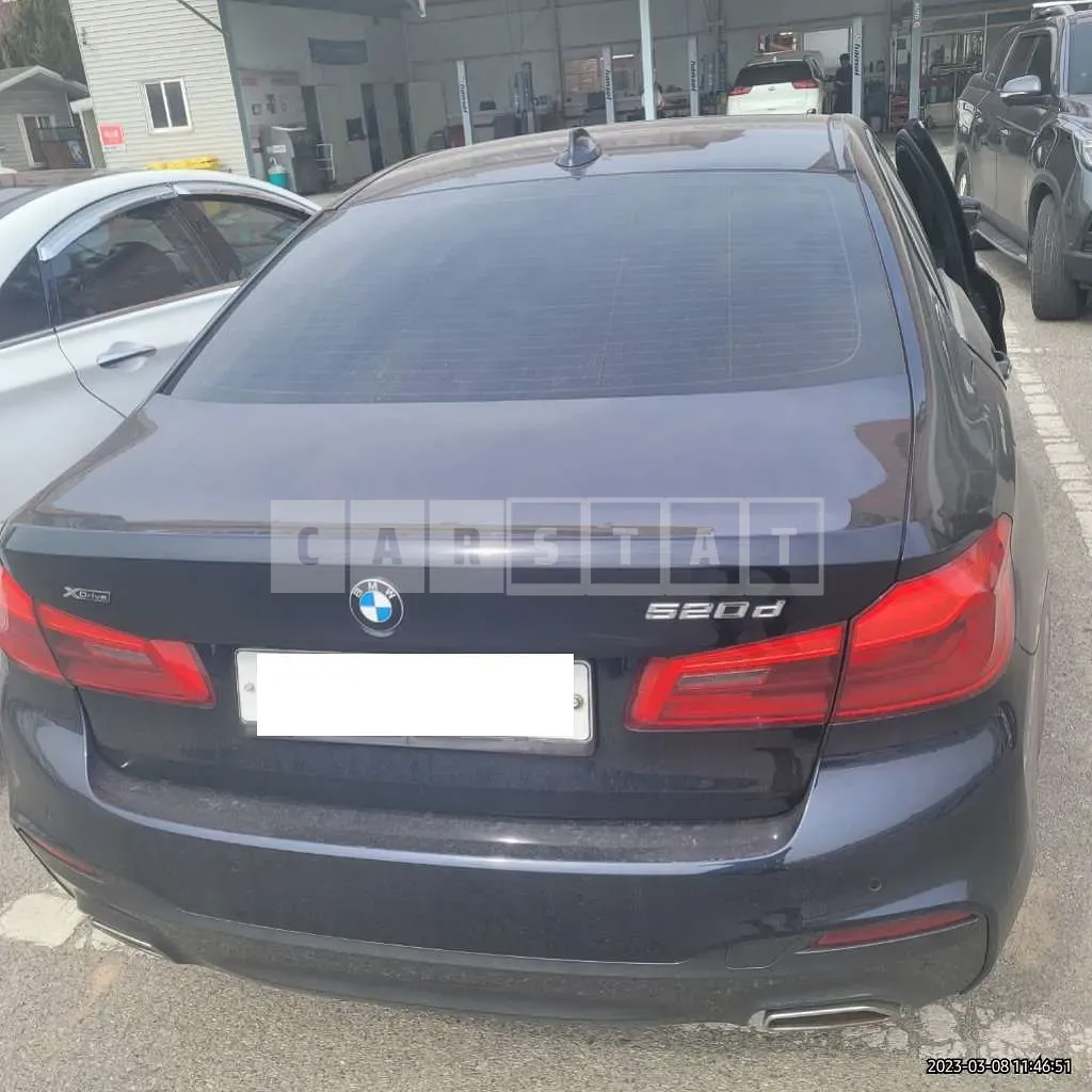 Photo 2 of 9: 2018 BMW 520d xDrive, VIN WBAJC5106JWB84317 — Korean insurance auction