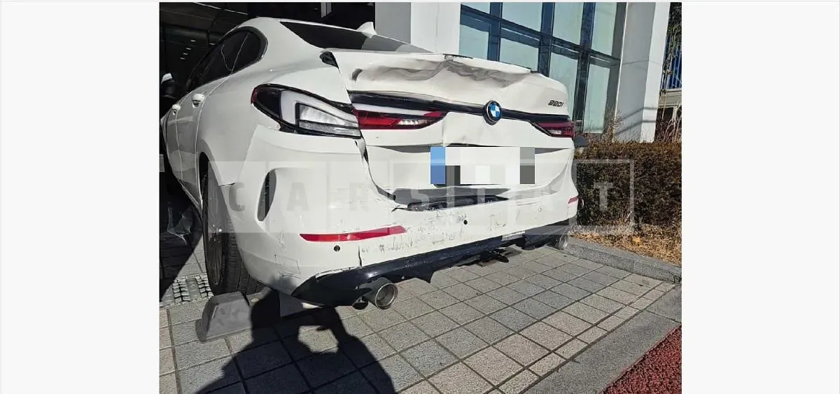 Photo 2 of 31: 2024 BMW 220i Gran Coupe — Korean insurance auction