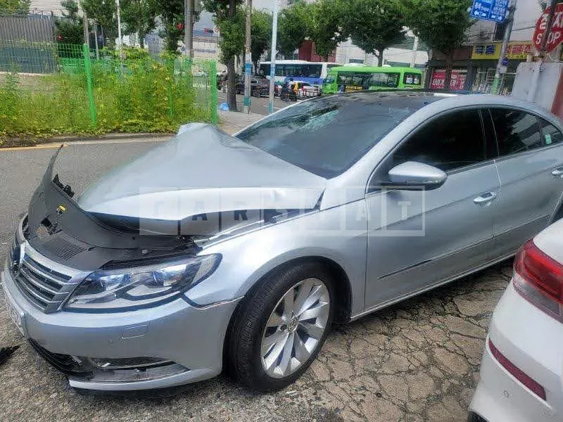 Photo 2 of 11: 2015 Volkswagen CC 2.0 TDI BMT, VIN WVWZZZ3CZFE823816 — Korean insurance auction