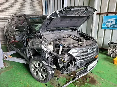 Photo 1 of 18: 2015 Hyundai Santa Fe, VIN KMHSW81UBFU445473 — Korean insurance auction