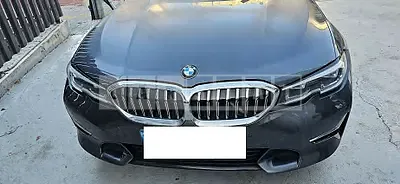 Photo 1 of 27: 2022 BMW 320i — Korean insurance auction