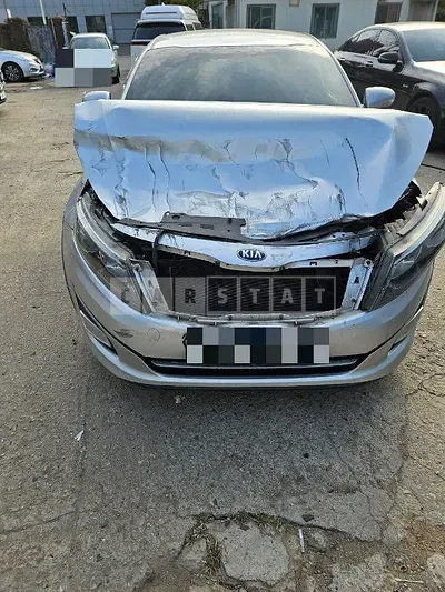 Photo 1 of 37: 2014 Kia K5 2.0 LPG — Korean insurance auction