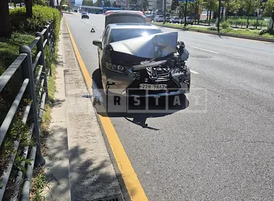 Photo 1 of 6: 2016 Lexus ES300h — Korean insurance auction