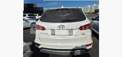 Photo 1 of 9: 2015 Hyundai Santa Fe DM — Korean insurance auction