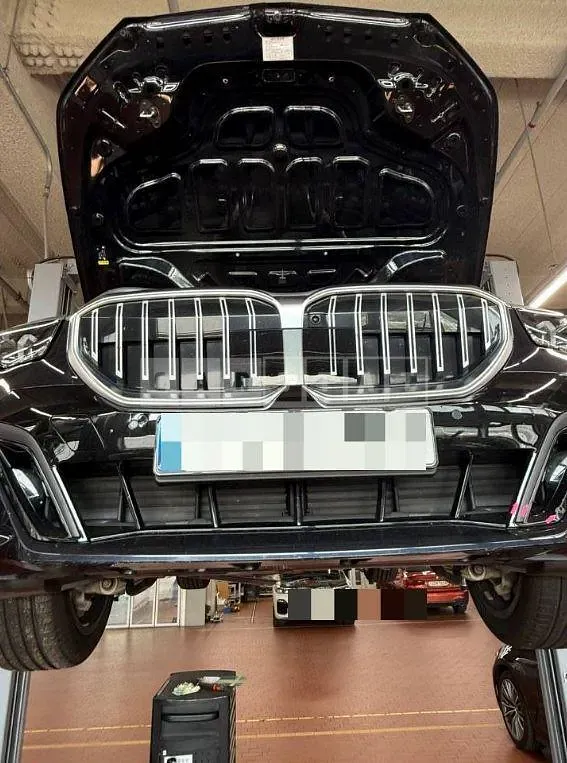 Photo 2 of 57: 2024 BMW 520i — Korean insurance auction