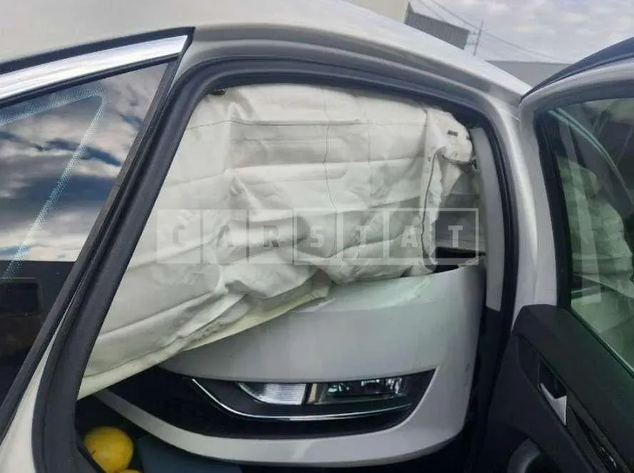 Photo 2 of 11: 2015 Volkswagen Passat 2.0 TDI — Korean insurance auction