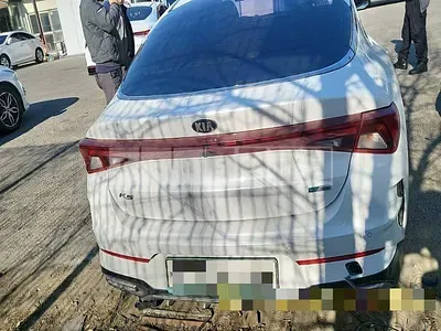 Photo 1 of 33: 2020 Kia K5, VIN KNAG141JBMA010682 — Korean insurance auction