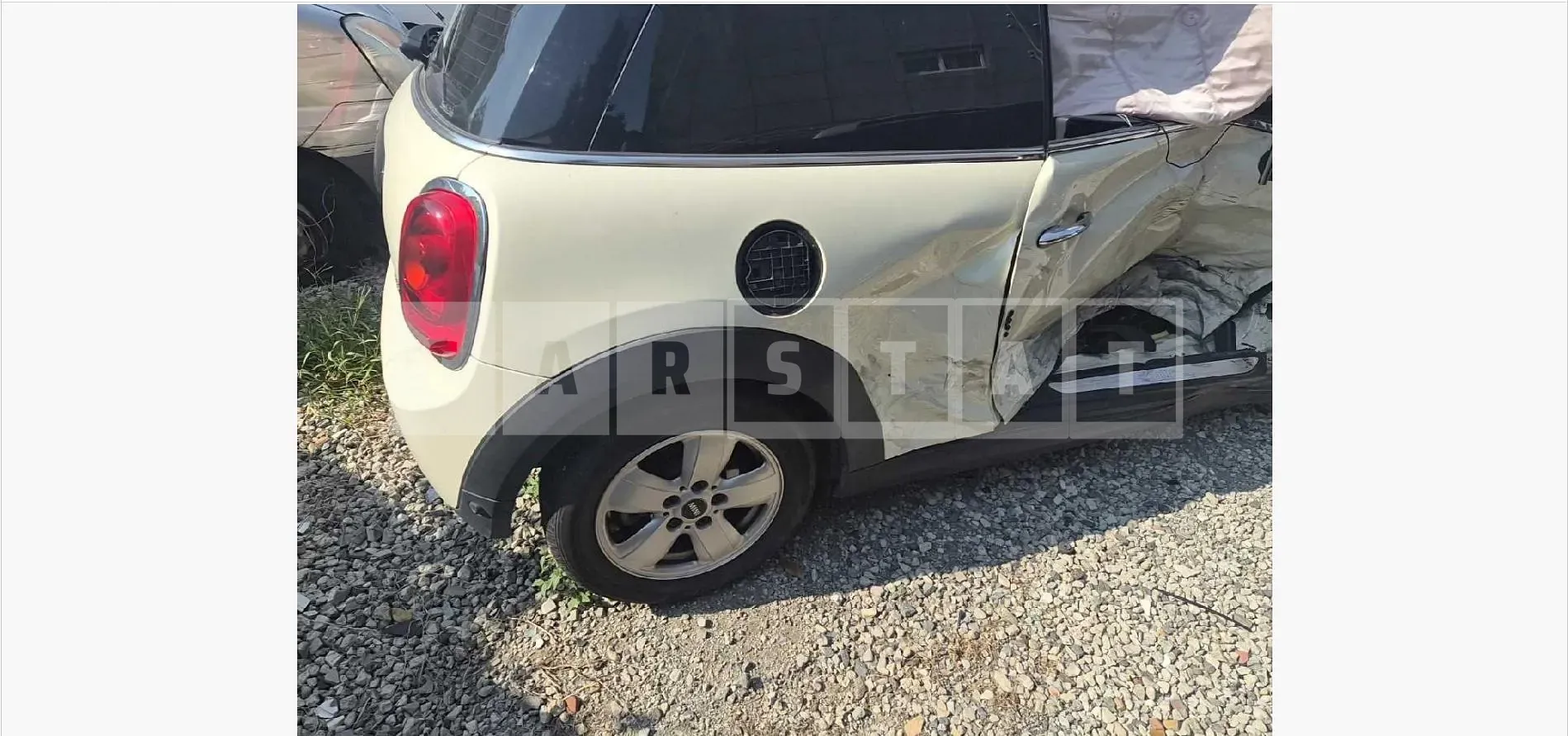 Photo 2 of 35: 2016 MINI Cooper D — Korean insurance auction