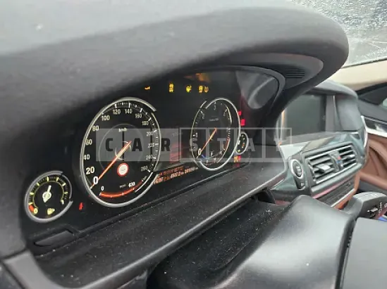 Photo 2 of 8: 2016 BMW 520d — Korean insurance auction
