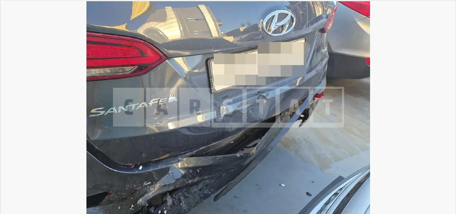 Photo 2 of 15: 2016 Hyundai Santa Fe 2.0 — Korean insurance auction