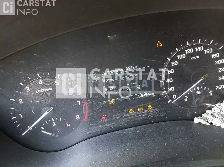 Photo 2 of 8: 2018 Genesis G80 3.3 — Korean insurance auction