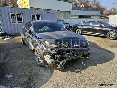 Photo 1 of 13: 2023 Kia K5 — Korean insurance auction