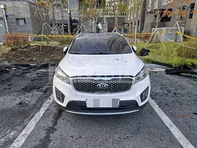 Photo 1 of 10: 2015 Kia Sorento — Korean insurance auction