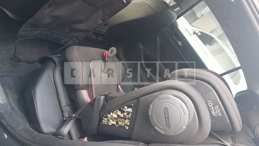 Photo 2 of 26: 2018 Volkswagen Passat GT 2.0 TDI — Korean insurance auction