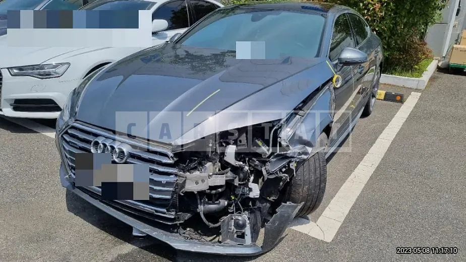 Photo 2 of 39: 2019 Audi A5 SPORTBACK45TFSIQUATTRO, VIN WAUZZZF54KA065805 — Korean insurance auction