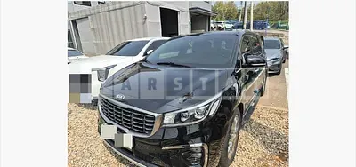 Photo 1 of 34: 2019 Kia Carnivals — Korean insurance auction