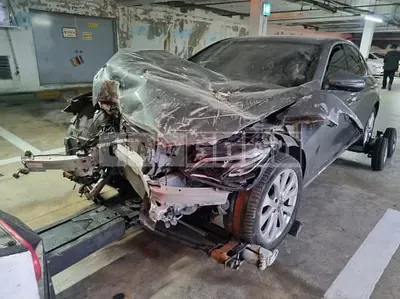 Photo 1 of 50: 2017 Mercedes-Benz E 300 4Matic, VIN WDDZF4KB8HA265269 — Korean insurance auction