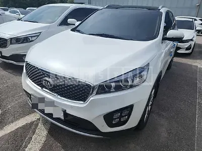 Photo 1 of 24: 2017 Kia Sorento — Korean insurance auction