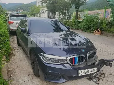 Photo 1 of 9: 2019 BMW 530i M Sport Package Plus, VIN WBAJD3104KWW28147 — Korean insurance auction