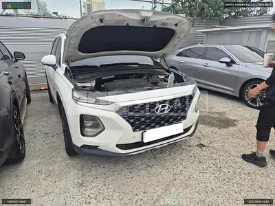 Photo 1 of 9: 2019 Hyundai Santa Fe, VIN KMHS381BBLU220503 — Korean insurance auction