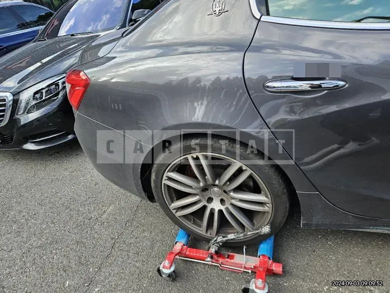 Photo 2 of 14: 2016 Maserati Ghibli S Q4 — Korean insurance auction