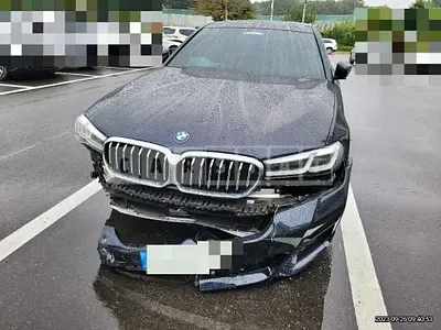 Photo 1 of 9: 2021 BMW 520i, VIN WBA11BH07MCG02402 — Korean insurance auction