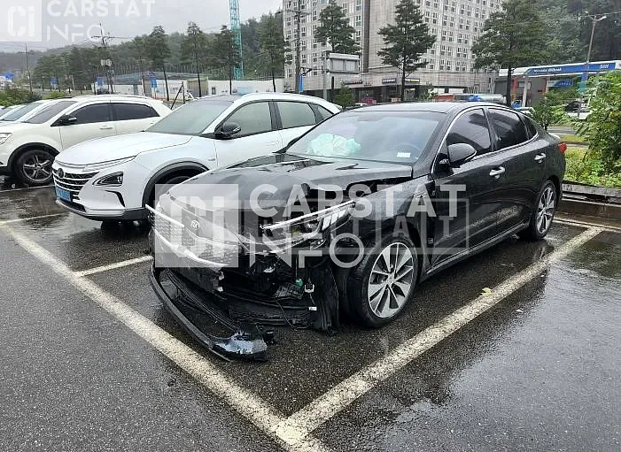Photo 2 of 12: 2016 Kia K5 2.0 — Korean insurance auction
