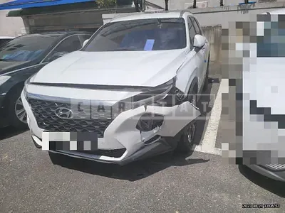 Photo 1 of 20: 2018 Hyundai Santa Fe, VIN KMHS381BBKU036493 — Korean insurance auction