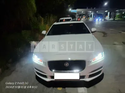 Photo 1 of 17: 2017 Jaguar XE 20T — Korean insurance auction