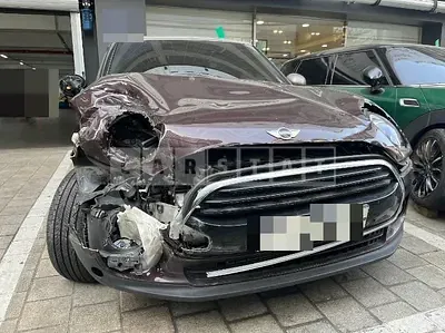 Photo 1 of 22: 2017 MINI Cooper Clubman, VIN WMWLN5106J2G11053 — Korean insurance auction