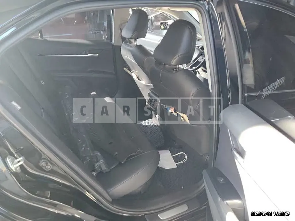 Photo 2 of 22: 2018 Toyota Camry Hybrid, VIN JTNB21HK0J3004494 — Korean insurance auction