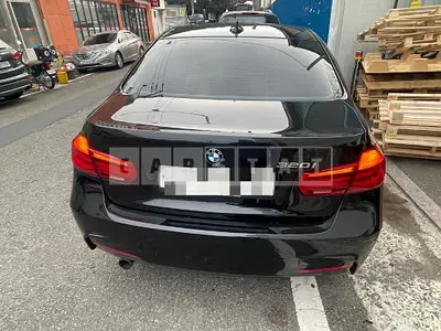 Photo 1 of 29: 2018 BMW 320i, VIN WBA8A9104JAE91834 — Korean insurance auction