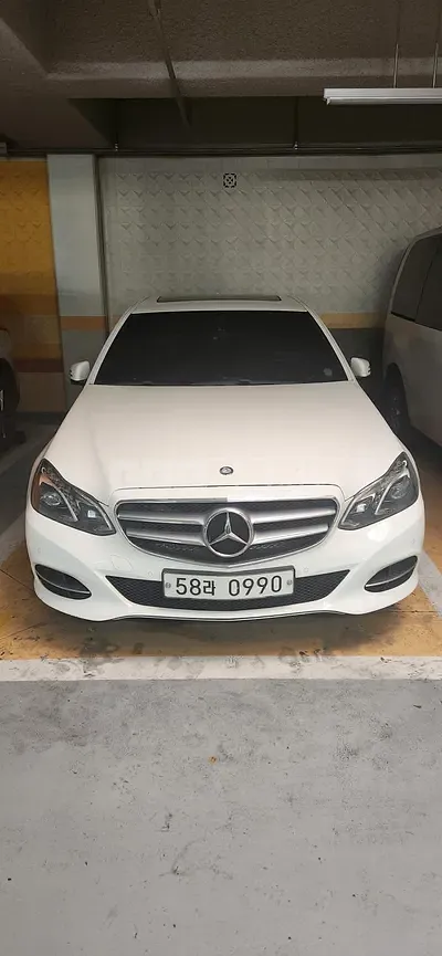 Photo 1 of 4: 2015 Mercedes-Benz E220 CDI, VIN WDDHF0AB1GB269002 — Korean insurance auction