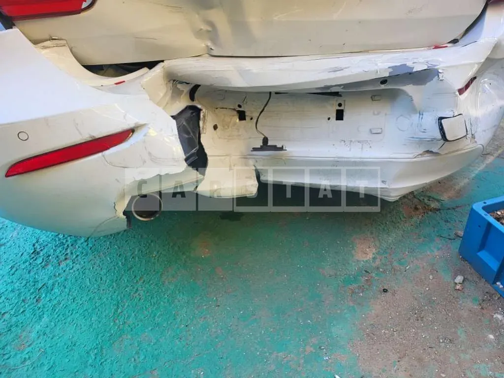 Photo 2 of 11: 2016 BMW 118d — Korean insurance auction