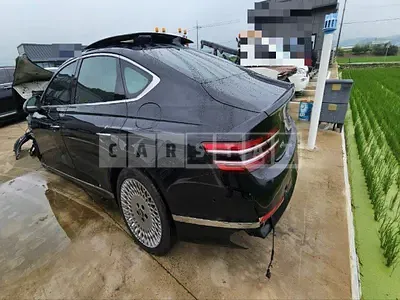 Photo 1 of 22: 2021 Genesis G80 2.5T, VIN KMTGB41CDNU101768 — Korean insurance auction