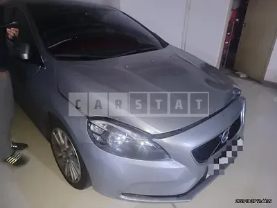 Photo 1 of 7: 2014 Volvo V40D2 — Korean insurance auction