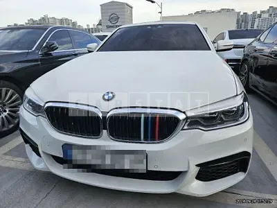 Photo 1 of 29: 2017 BMW 520d — Korean insurance auction