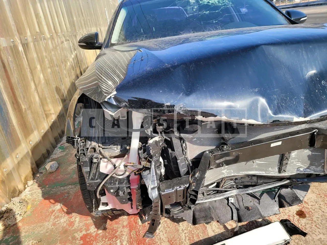Photo 2 of 13: 2019 Kia K5, VIN KNAGT416BLA375199 — Korean insurance auction