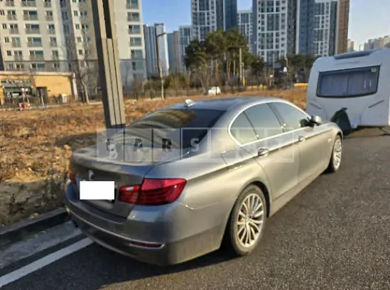 Photo 2 of 12: 2015 BMW 520d — Korean insurance auction