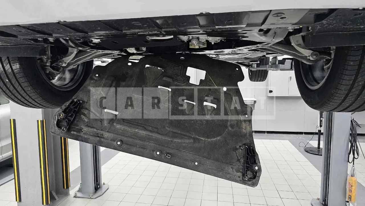 Photo 2 of 12: 2024 Volvo XC60B5 AWD, VIN YV1UZL128R1933414 — Korean insurance auction