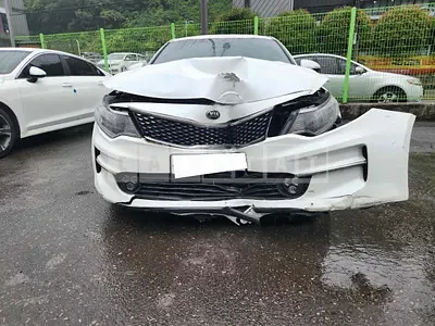 Photo 1 of 10: 2016 Kia K5, VIN KNAGU411BGA058293 — Korean insurance auction