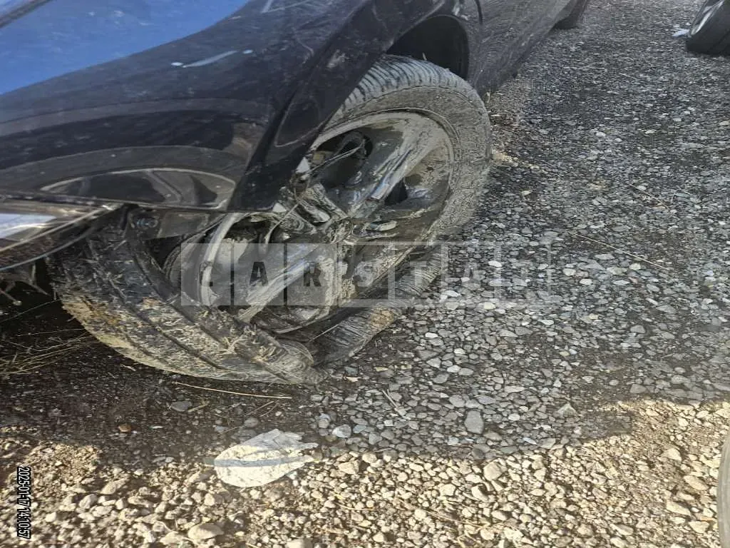 Photo 2 of 24: 2023 Kia K5 — Korean insurance auction