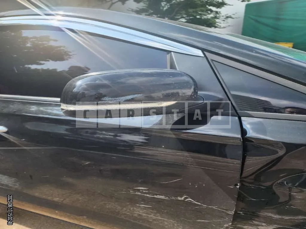 Photo 2 of 15: 2015 Kia Carnival, VIN KNAMB81ABFS043429 — Korean insurance auction