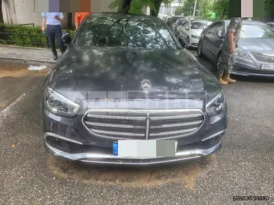 Photo 1 of 32: 2021 Mercedes-Benz E250, VIN W1KZF4FB5MA951175 — Korean insurance auction