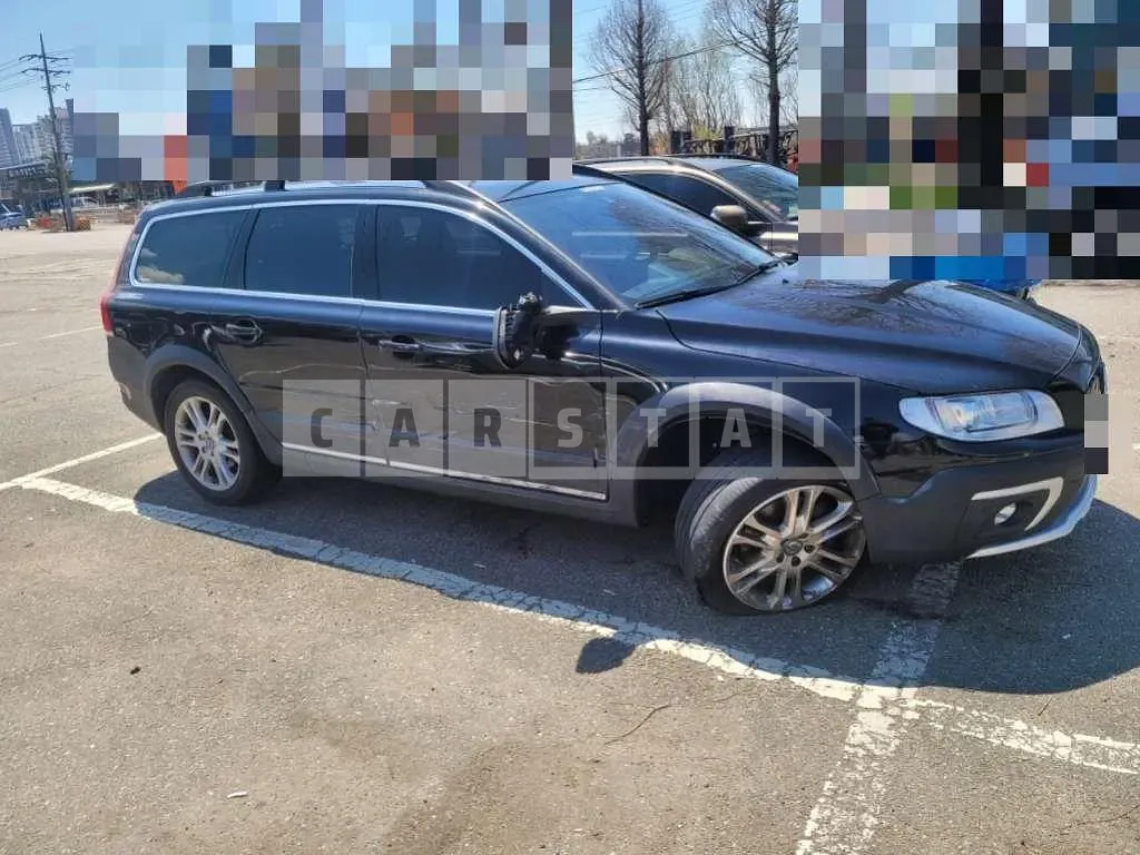 Photo 2 of 4: 2015 Volvo XC70D5 — Korean insurance auction