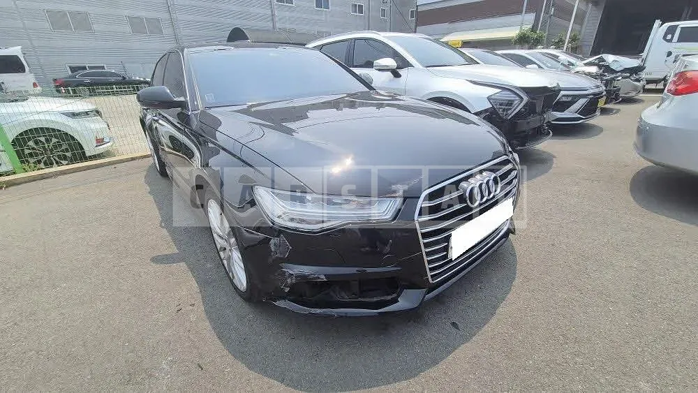 Photo 2 of 32: 2018 Audi A6 40 TFSI, VIN WAUZZZ4G9JN133897 — Korean insurance auction