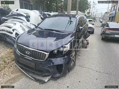 Photo 1 of 15: 2017 Kia Sorento /Sorrento, VIN KNAPS81BDJA420947 — Korean insurance auction