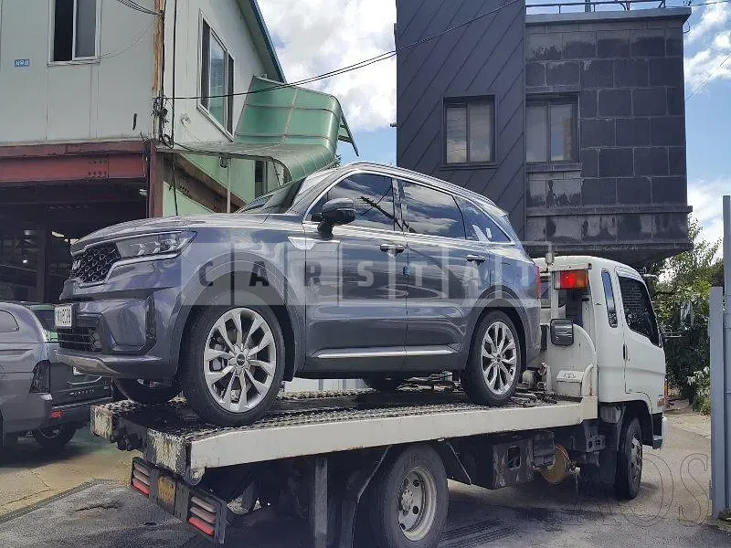 Photo 2 of 10: 2022 Kia Sorento, VIN KNARF81BGNA155642 — Korean insurance auction